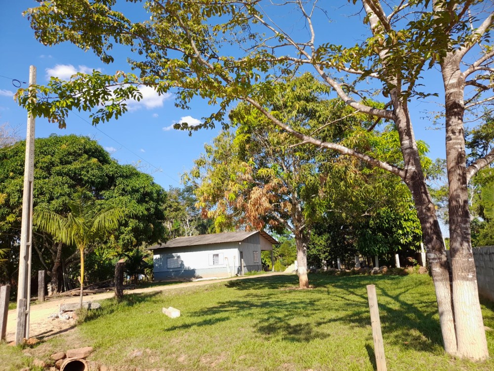 Vende-se chácara dentro de Ji-Paraná próximo a UNIR no setor chacareiro