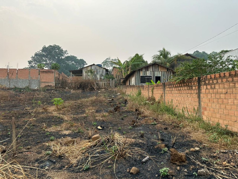 Terreno à venda no Setor 06!