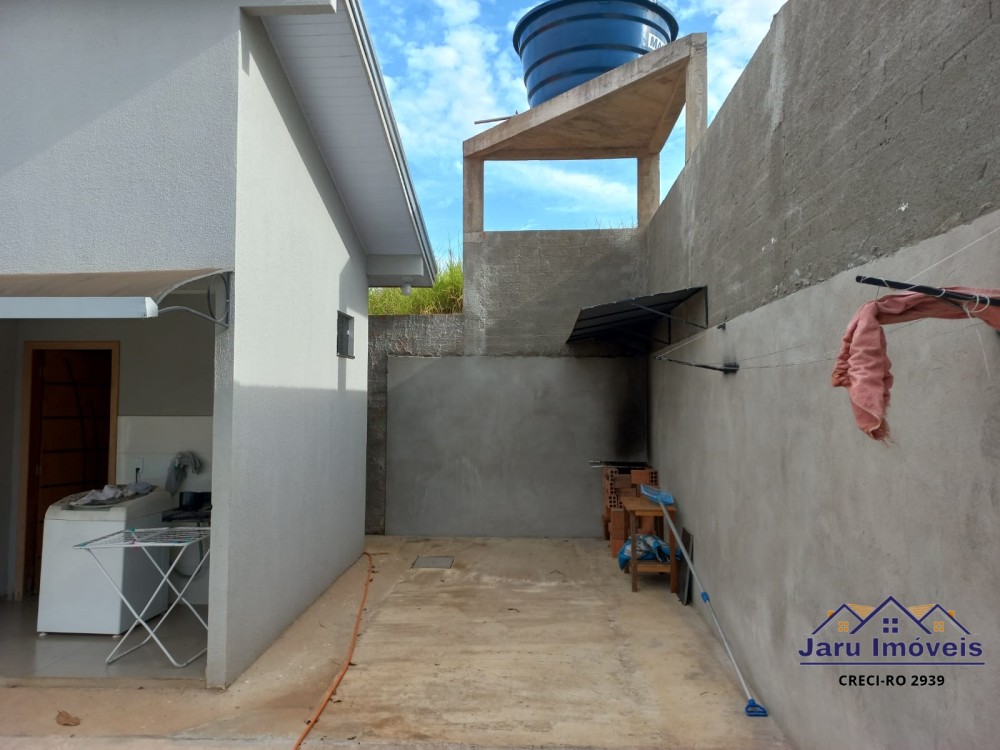 Oportunidade imperdível: Casa com 2 quartos, suíte master e piscina por R$380.000,00