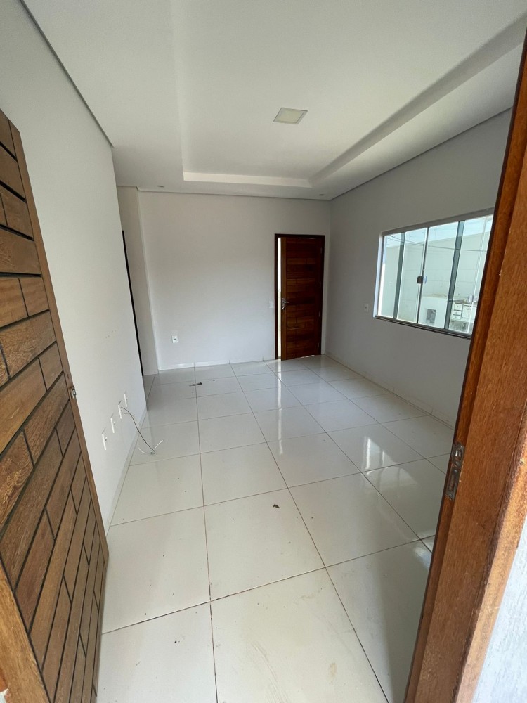 Vende-se e Aluga-se residência no Savana Park em Jaru