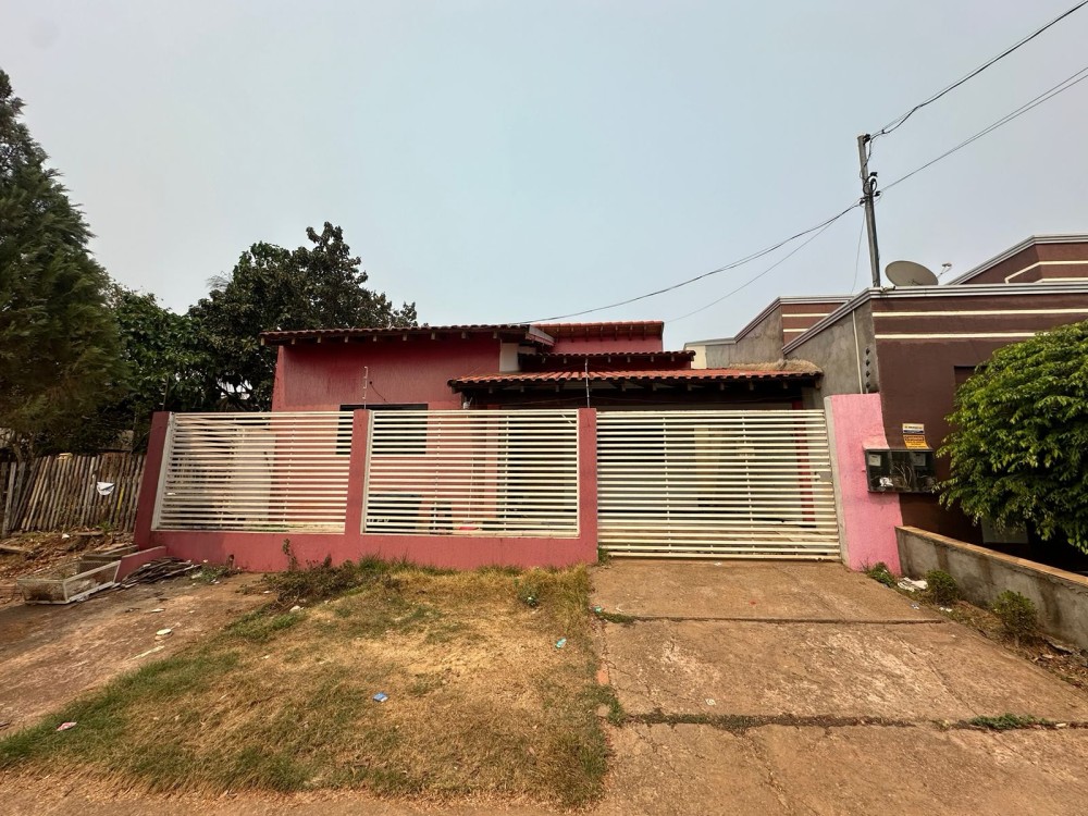 Vende-se Ótima Casa no Setor 1