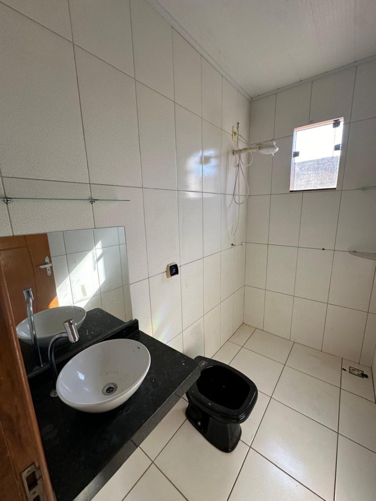 Vende-se imóvel localizado no Setor 5 em Jaru