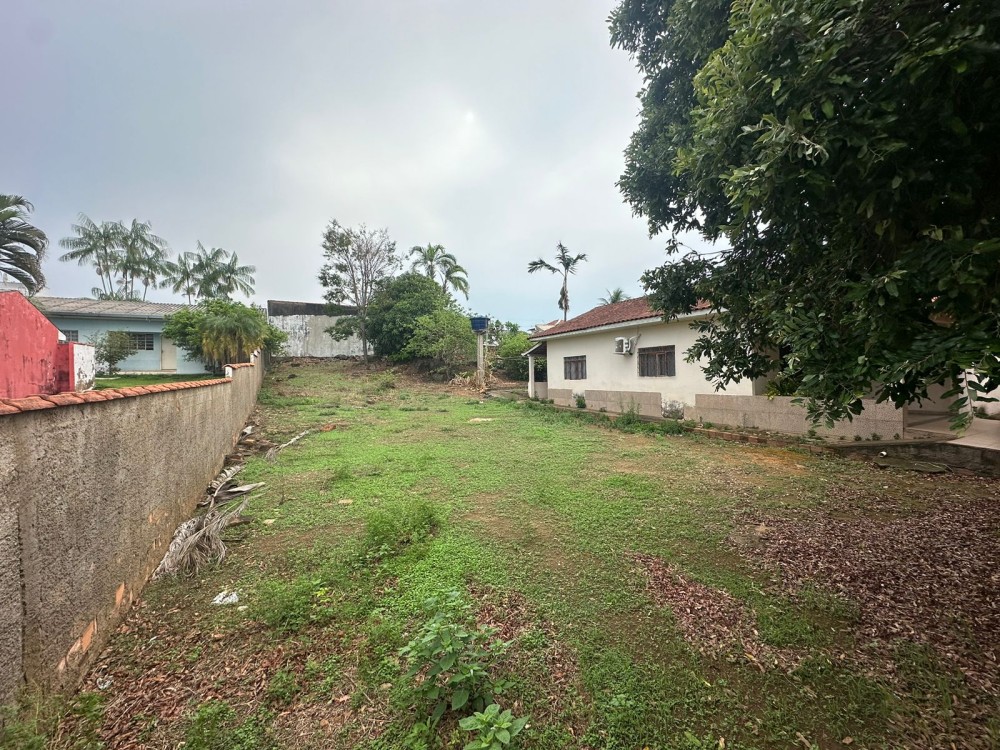 Vende-se Terreno 10×40 no Setor 2 em Jaru