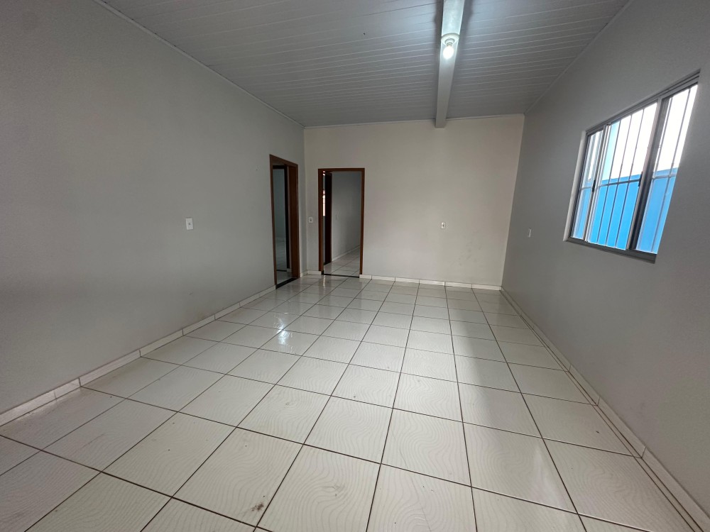 Vende-se imóvel no setor 4 próximo a BR-364  em Jaru