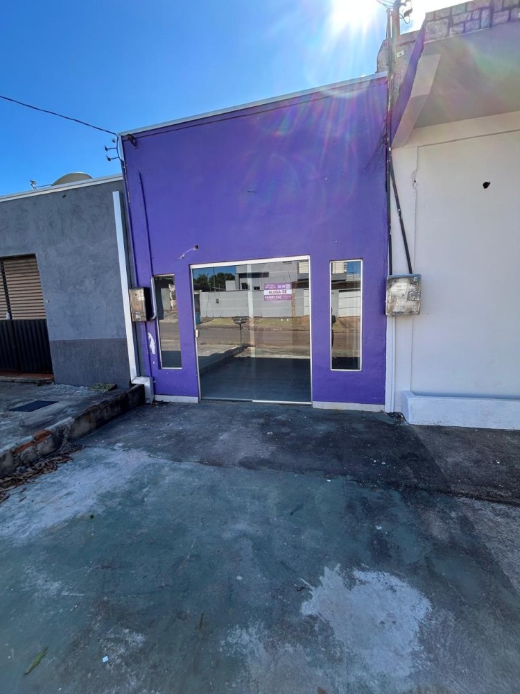 Aluga-se ponto comercial na Avenida Padre Adolpho Rohl Aluga-se ponto comercial na Avenida Padre Adolpho Rohl