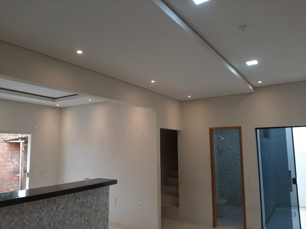 Vende-se ótima casa no Jardim dos Estados Vende-se ótima casa no Jardim dos Estados