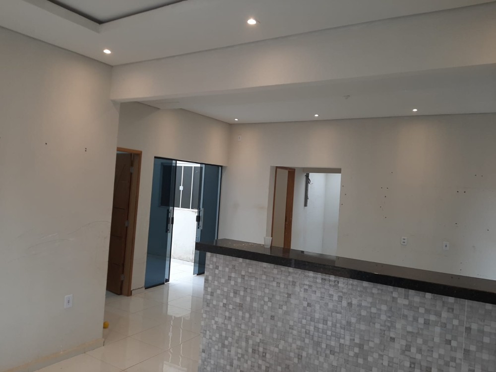 Vende-se ótima casa no Jardim dos Estados Vende-se ótima casa no Jardim dos Estados