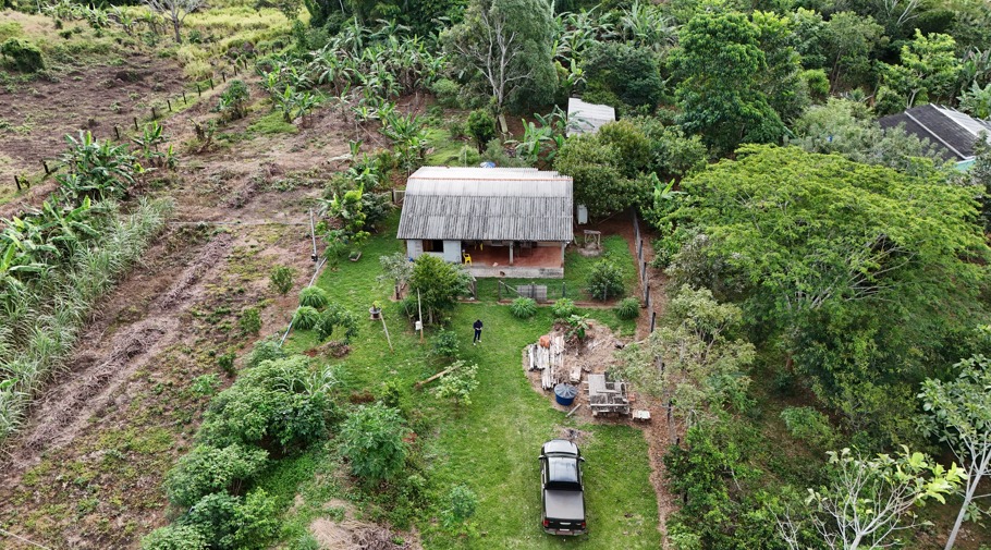 Chácara incrível, com meio alqueire de área Chácara incrível, com meio alqueire de área