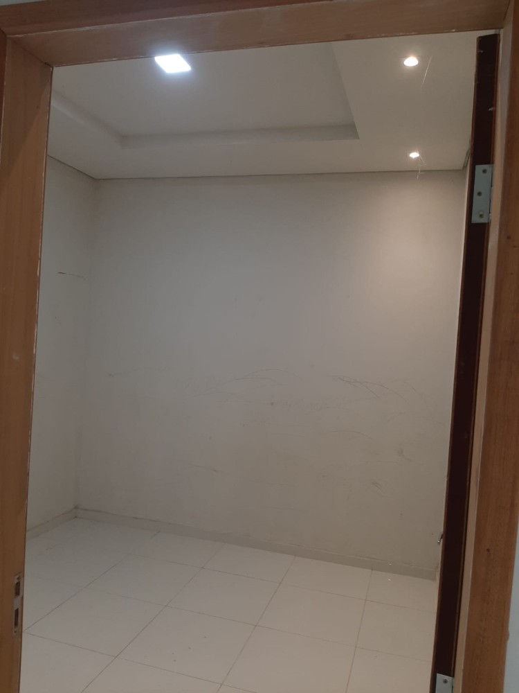 Vende-se ótima casa no Jardim dos Estados Vende-se ótima casa no Jardim dos Estados