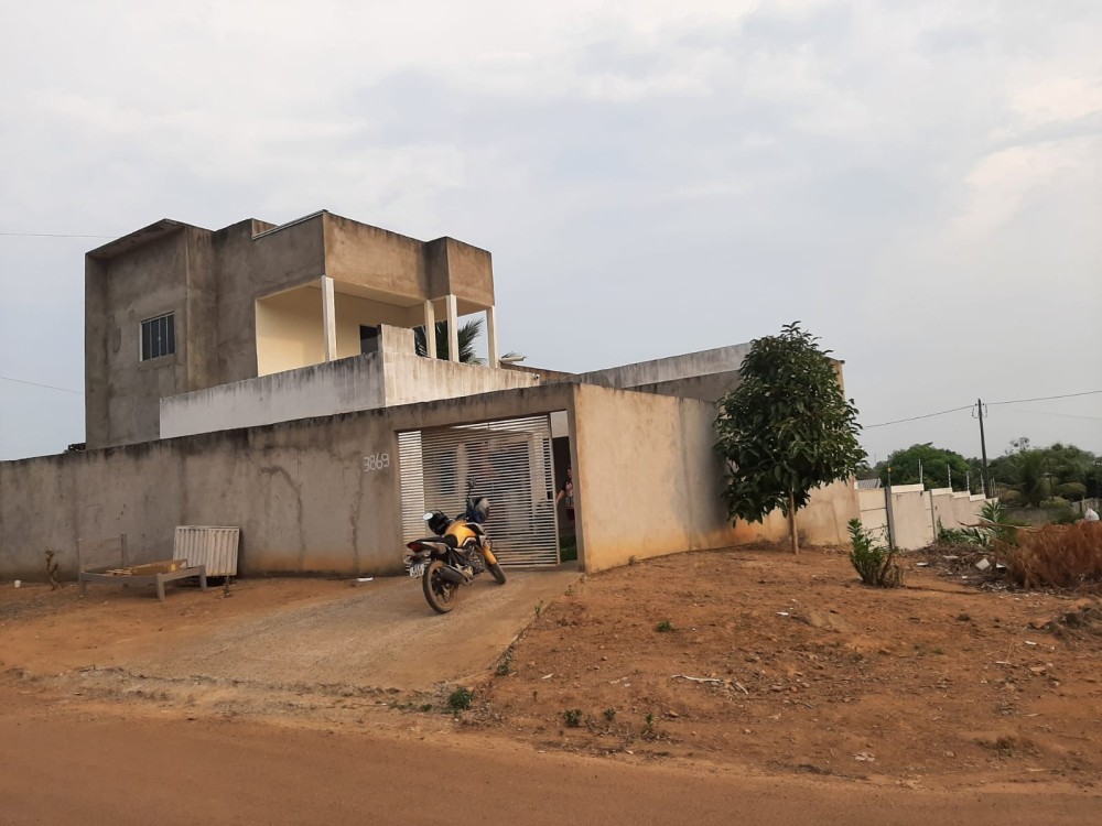 Vende-se ótima casa no Jardim dos Estados Vende-se ótima casa no Jardim dos Estados