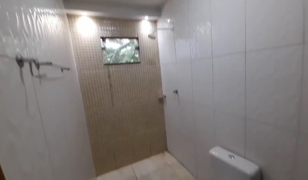 Vende-se casa apta a financiamento na entrada do Savana Park em Jaru