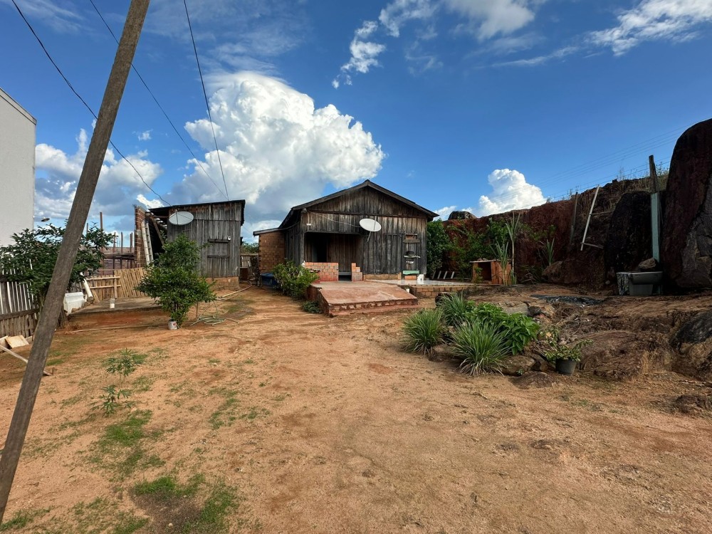 Vende-se data 15×30 bem localizada no setor 4 em Jaru