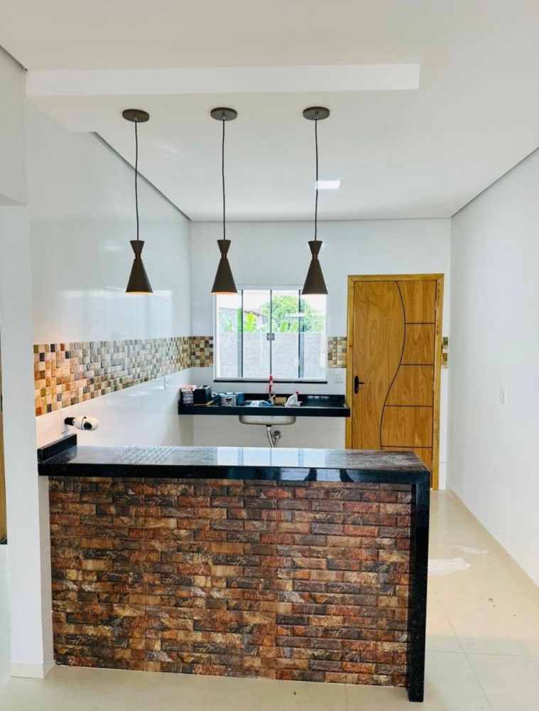 Vende-se casa no setor 07 apta para financiamento