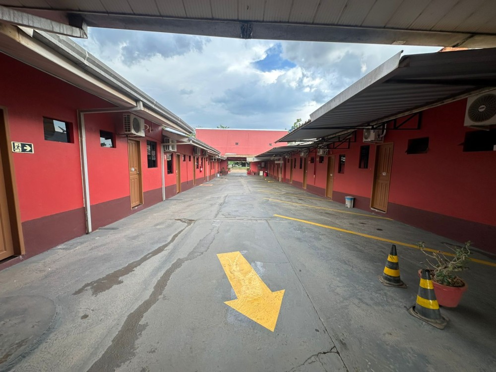 Oportunidade de negócio! Vende-se Hotel na Avenida J.K