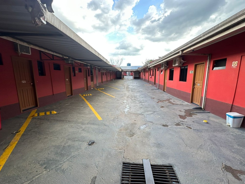 Oportunidade de negócio! Vende-se Hotel na Avenida J.K