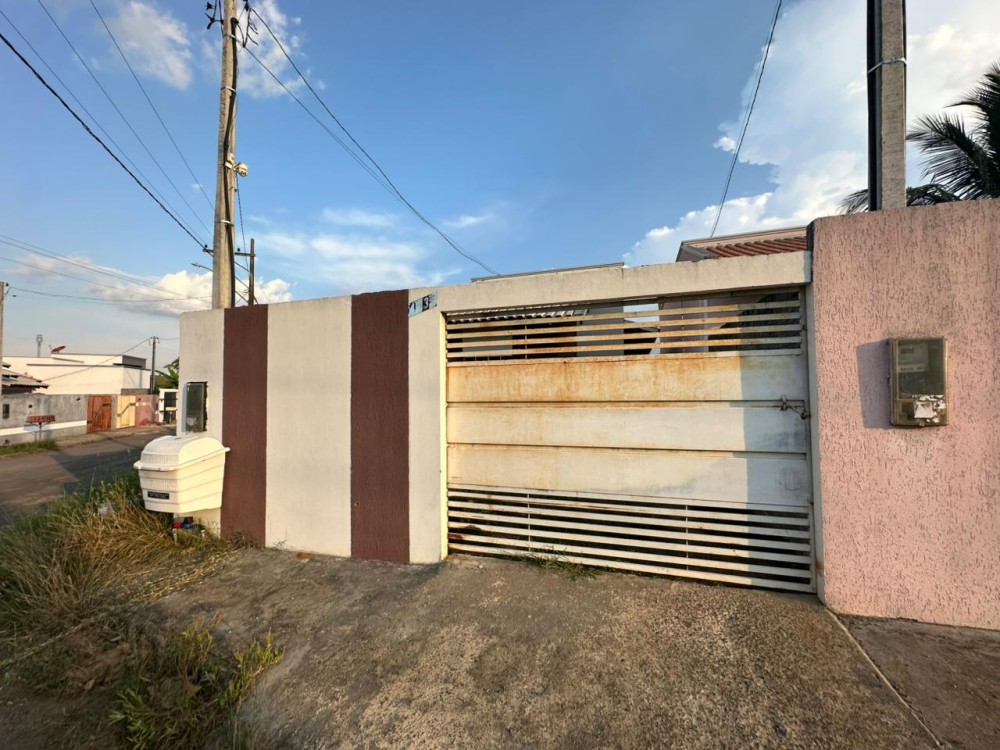Aluga-se casa no Orleans próximo à Faculdade FIMCA em Jaru Aluga-se casa no Orleans próximo à Faculdade FIMCA em Jaru