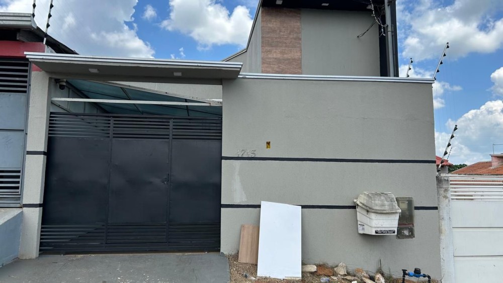 Aluga-se casa no Orleans próximo á fimca