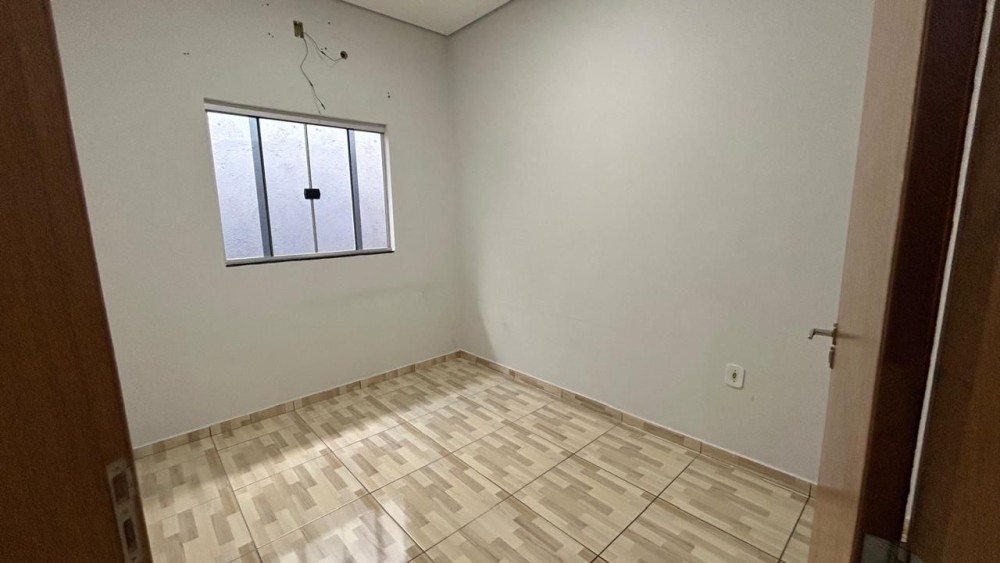 Aluga-se casa no Orleans próximo á fimca