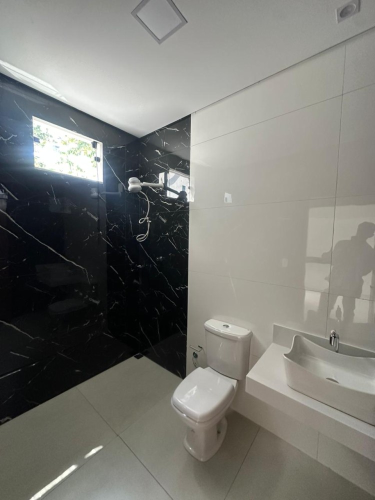 Aluga-se imóvel novo no Savana Park em Jaru