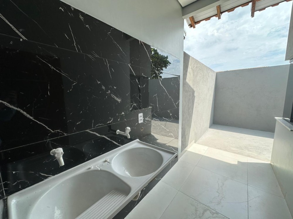 Aluga-se imóvel novo no Savana Park em Jaru