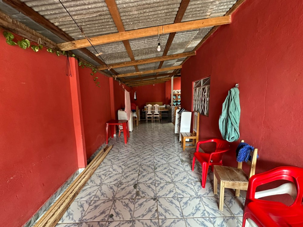 Casa a venda bem localizada no Setor 5 em Jaru