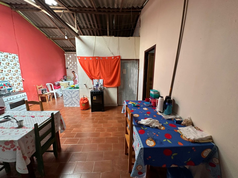 Casa a venda bem localizada no Setor 5 em Jaru