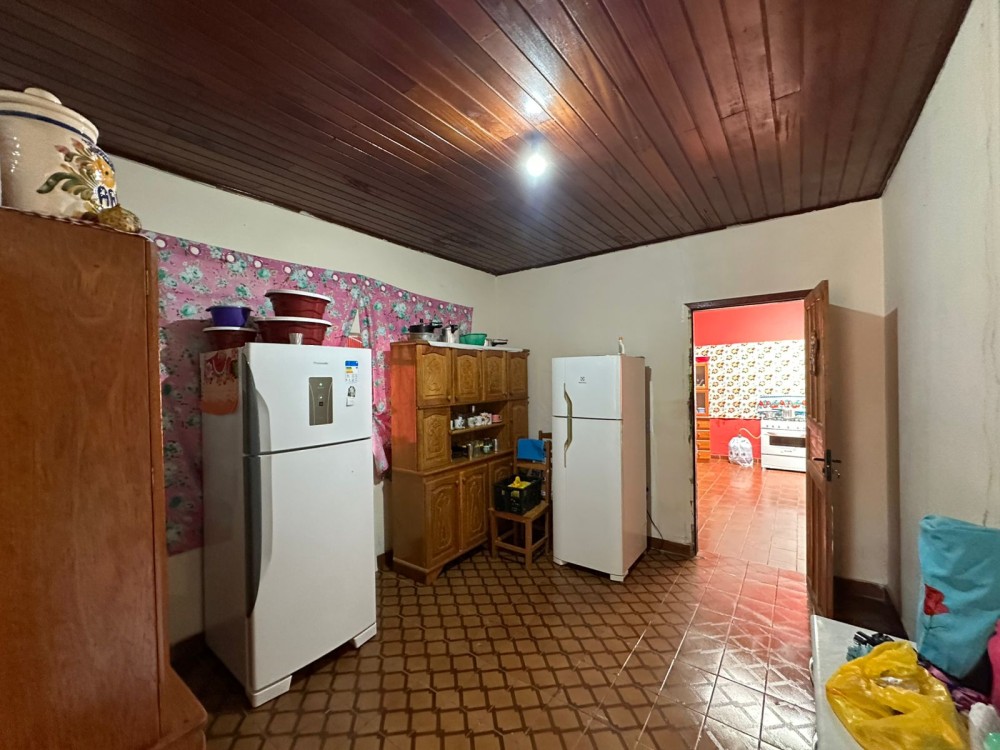 Casa a venda bem localizada no Setor 5 em Jaru