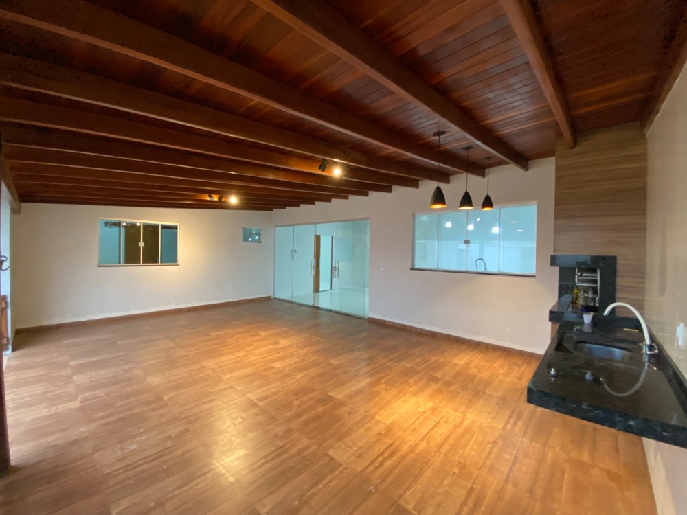 Ótimo imóvel á venda com área de lazer e suíte com closet no Savana Park em Jaru