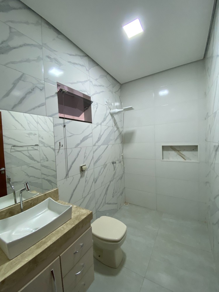 Ótimo imóvel á venda com área de lazer e suíte com closet no Savana Park em Jaru