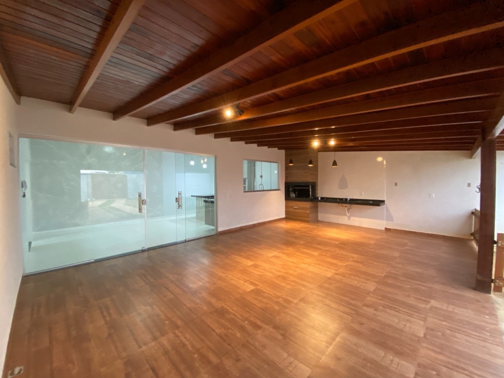 Ótimo imóvel á venda com área de lazer e suíte com closet no Savana Park em Jaru