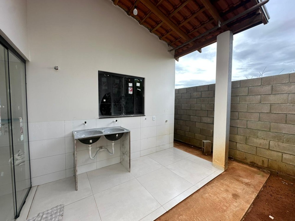 Vende-se ótima casa recém construída apta a financiamento Minha Casa Minha Vida