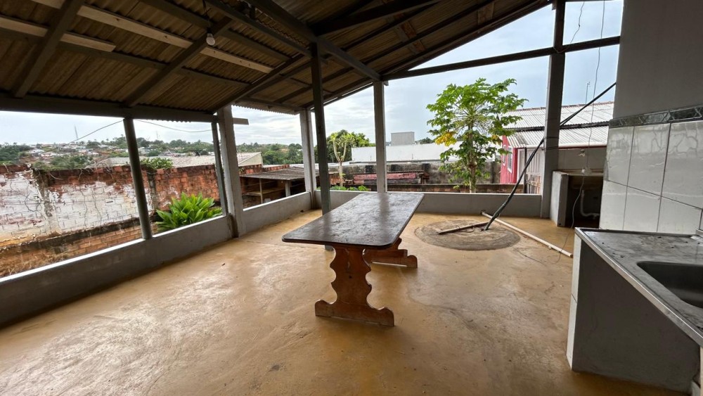 Aluga-se casa no setor 02