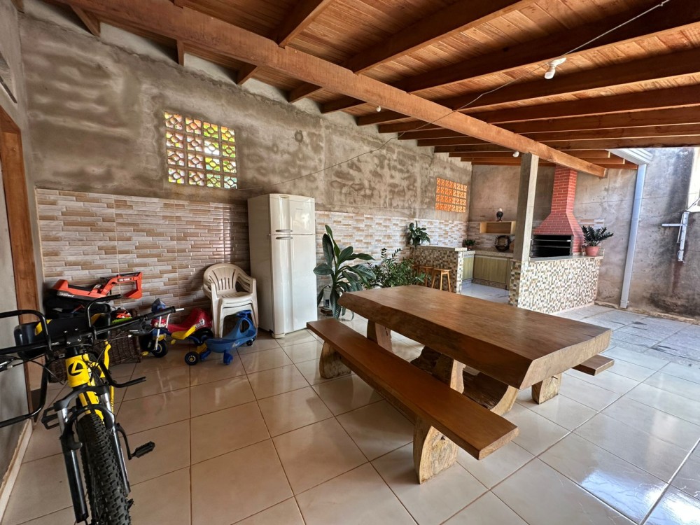 Vende-se casa no Jardim novo estado em Jaru