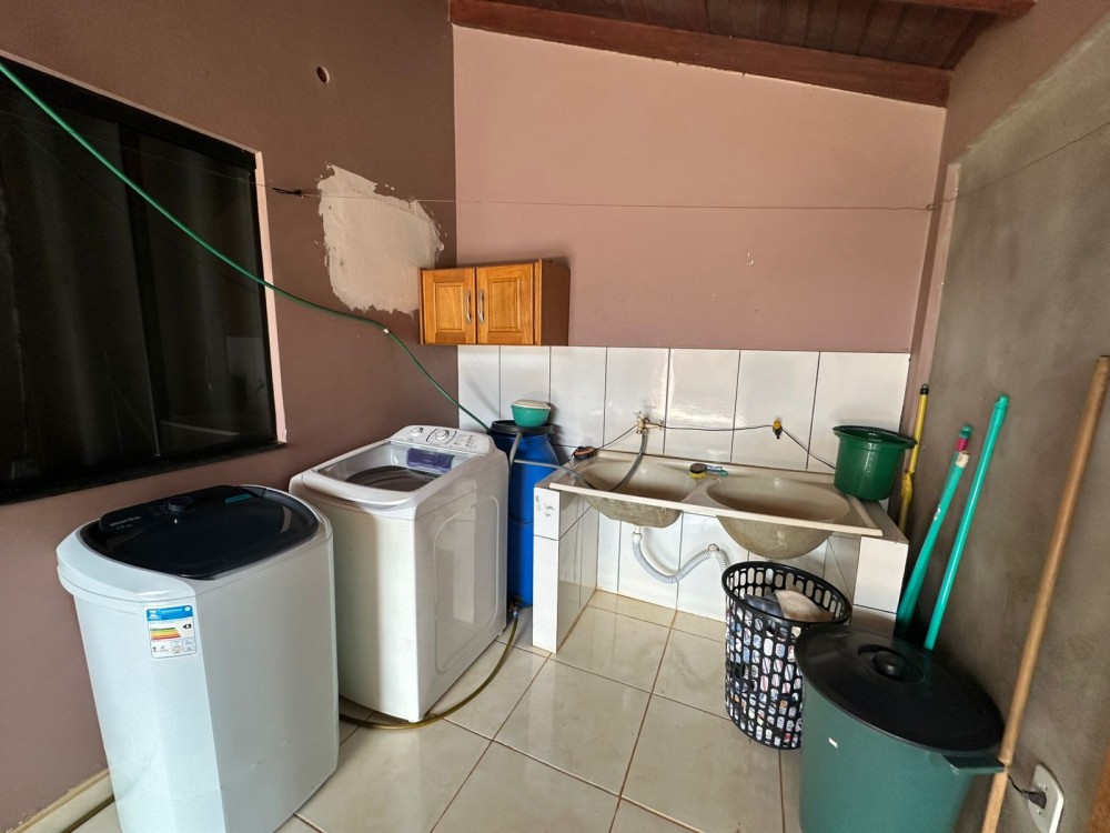 Vende-se casa no Jardim novo estado em Jaru