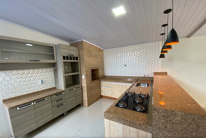 VENDE-SE CASA – 3 QUARTOS – SETOR 05