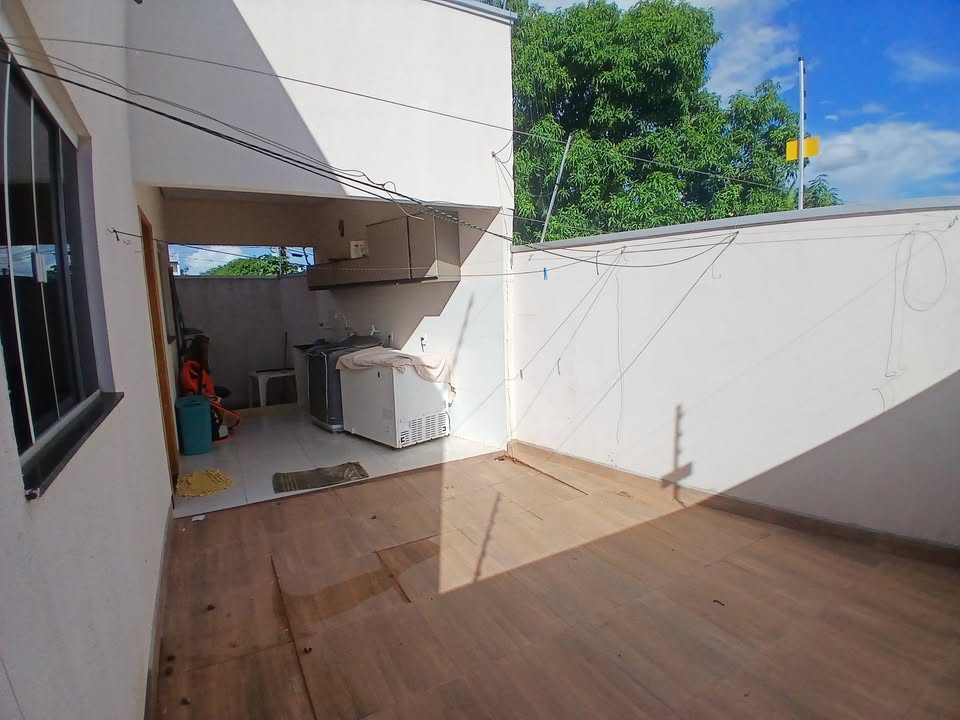 VENDE-SE CASA – 2 QUARTOS – SETOR 02