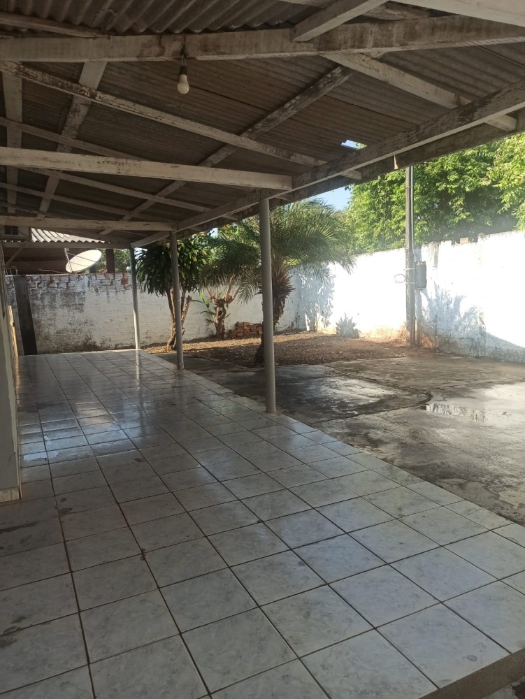 CASA A VENDA – 3 QUARTOS BEM LOCALIZADA SETOR 02 – JARU