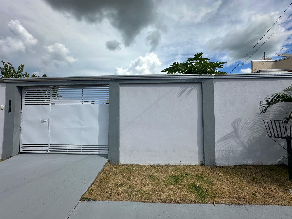 Vende-se casa no Savana Park