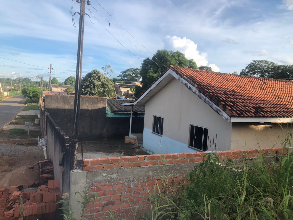 VENDE-SE CASA – SETOR 03 – 2 QUARTOS