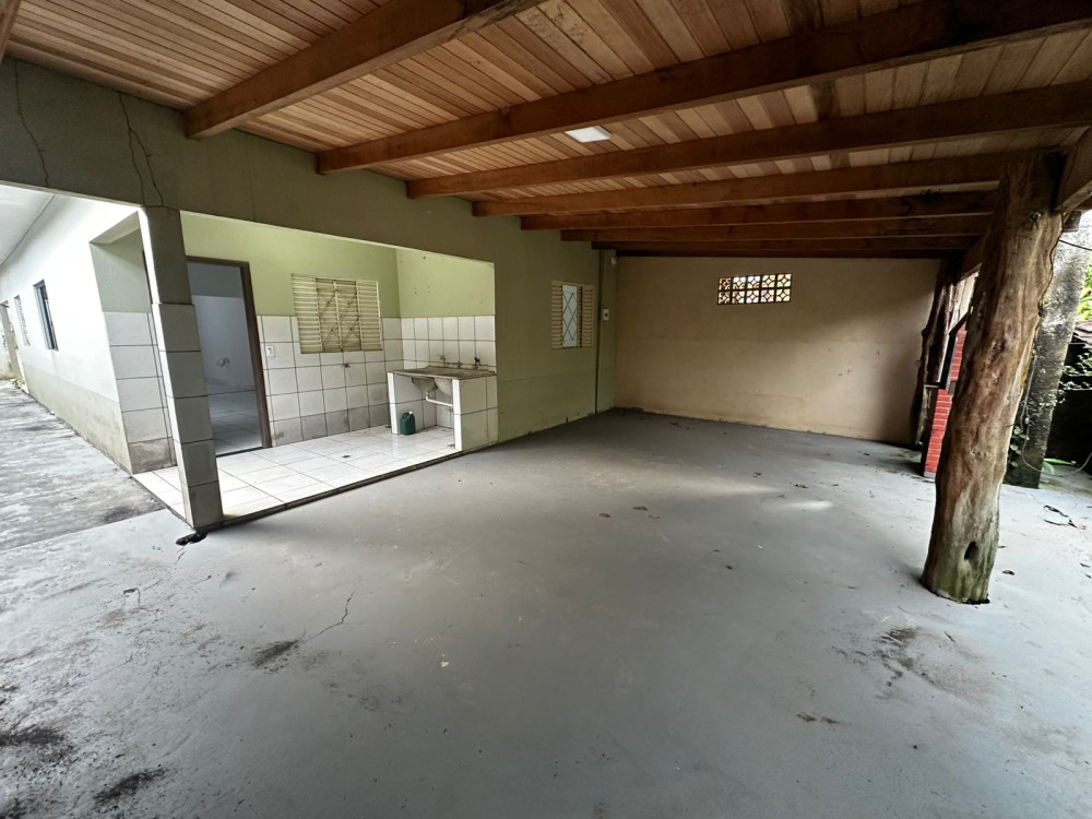 VENDE-SE CASA – 3 QUARTOS – SETOR 02