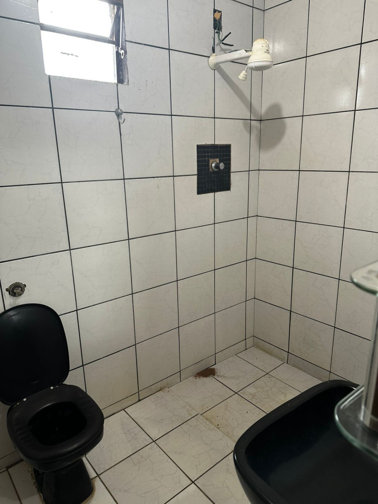 VENDE-SE CASA – 3 QUARTOS – SETOR 02