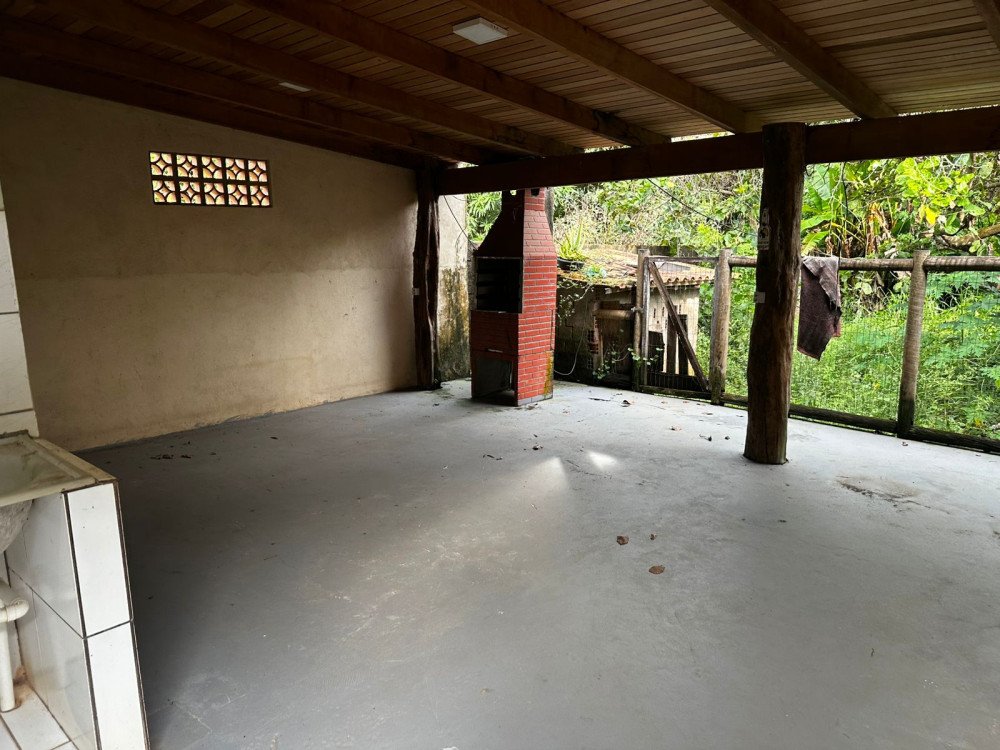 VENDE-SE CASA – 3 QUARTOS – SETOR 02