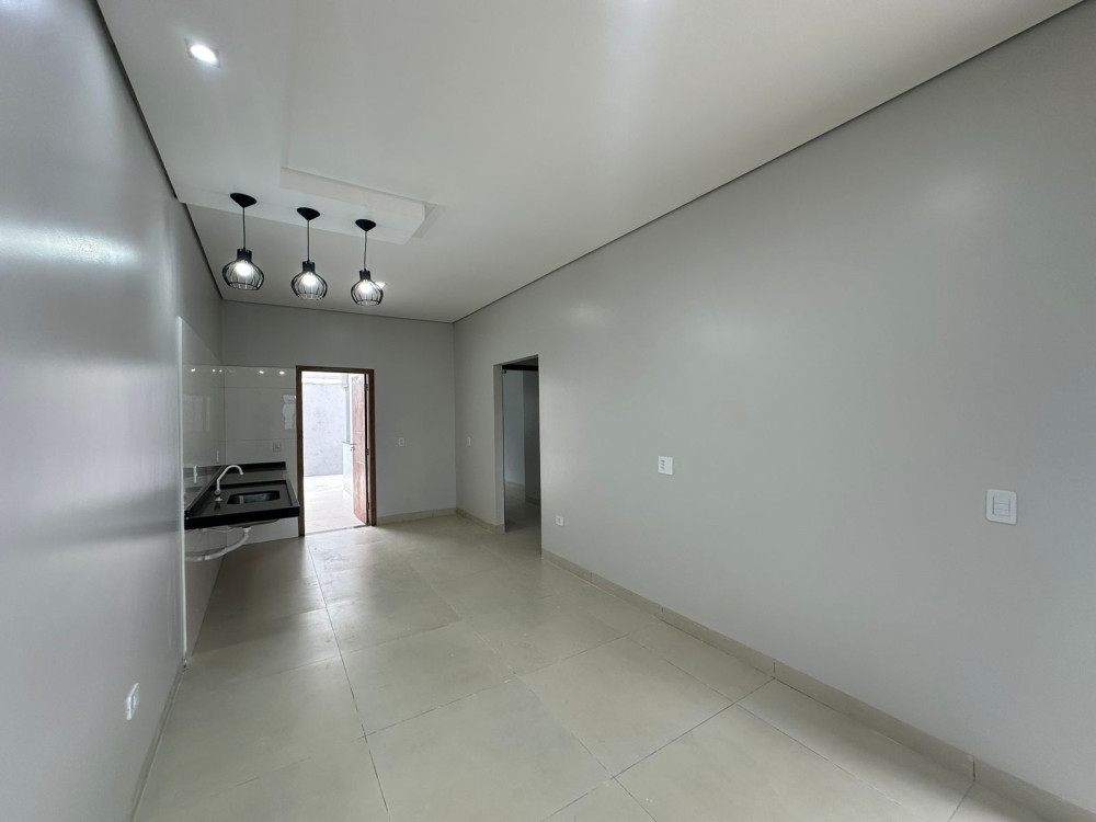 ALUGA-SE CASA – 2 QUARTOS – SAVANA PARK